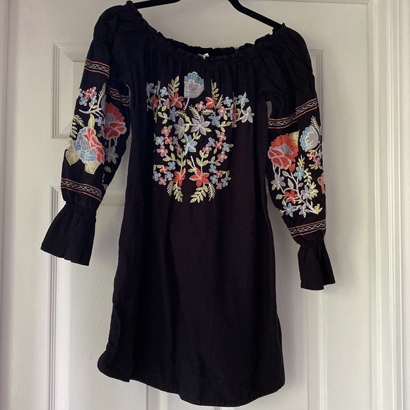 Free People |  Fleur Du Jour Embroidered Off-Shoulder Dress | Small - Picture 9 of 16